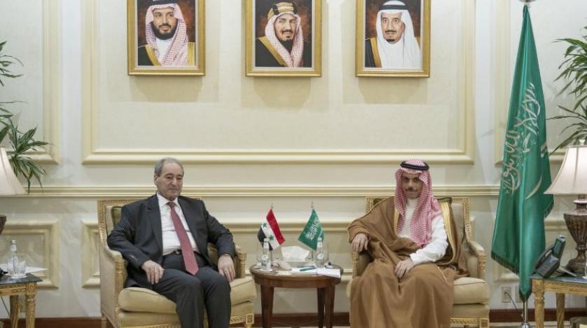 السعودية وسوريا تناقشان عودة دمشق لمحيطها العربي